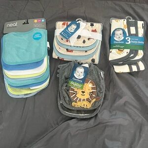 NEW W/ORIGINAL TAGS ”Baby Bibs,Hats,Socks,mickey outfit bundle,etc